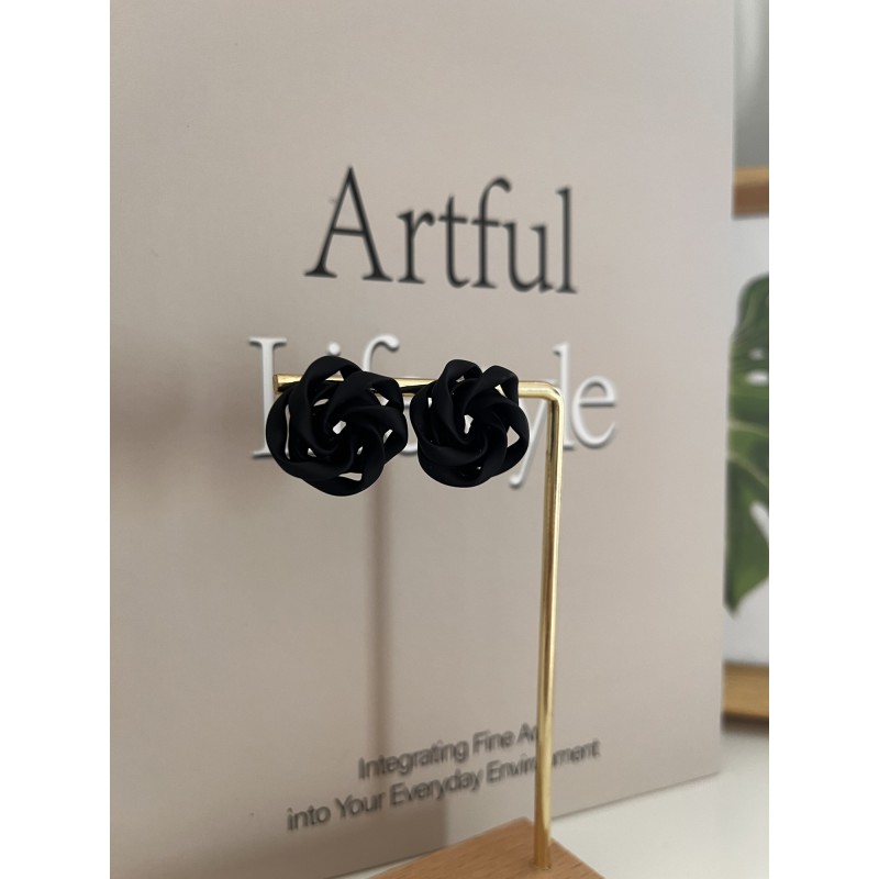 Solana Earrings black